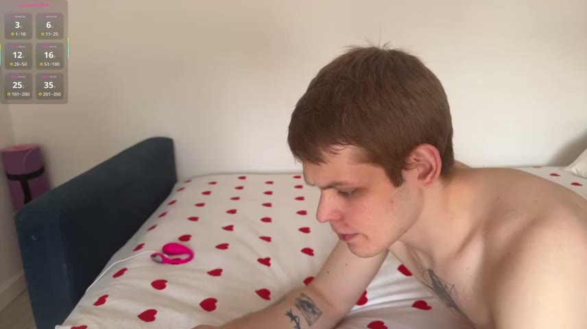 TwoCharmyRay on Stripchat – August 26, 2026 at 07:32 UTC