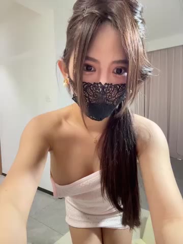Selenaaaaa on Stripchat – August 2, 2026 at 23:59 UTC